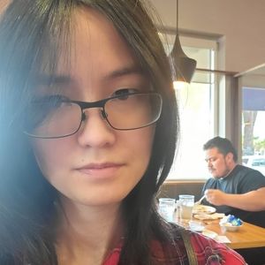 Meet your Posher, Lisa